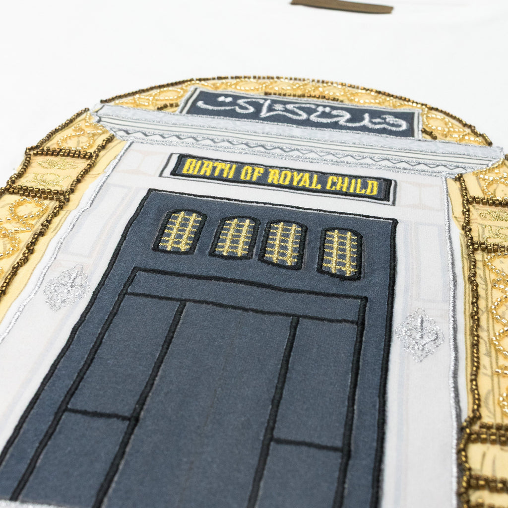 WHITE ASWAN HOTEL T-SHIRT