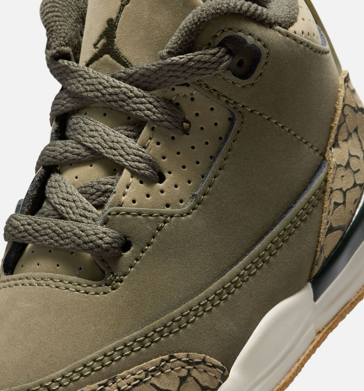 Air Jordan 3 Retro Medium Olive Infant & Toddler Lifestyle Shoe - Medium Olive/Sequoia/Neutral Olive/Sail