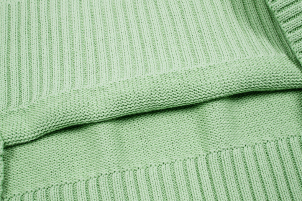HEART SWEATER MINT (UNISEX)