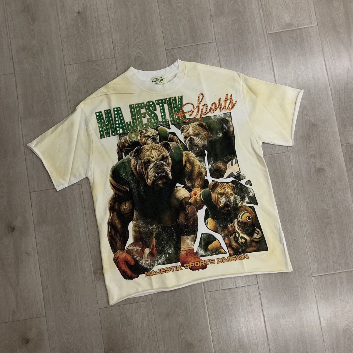 MAJESTIK Bulldog Graphic Short-Sleeve T-Shirt