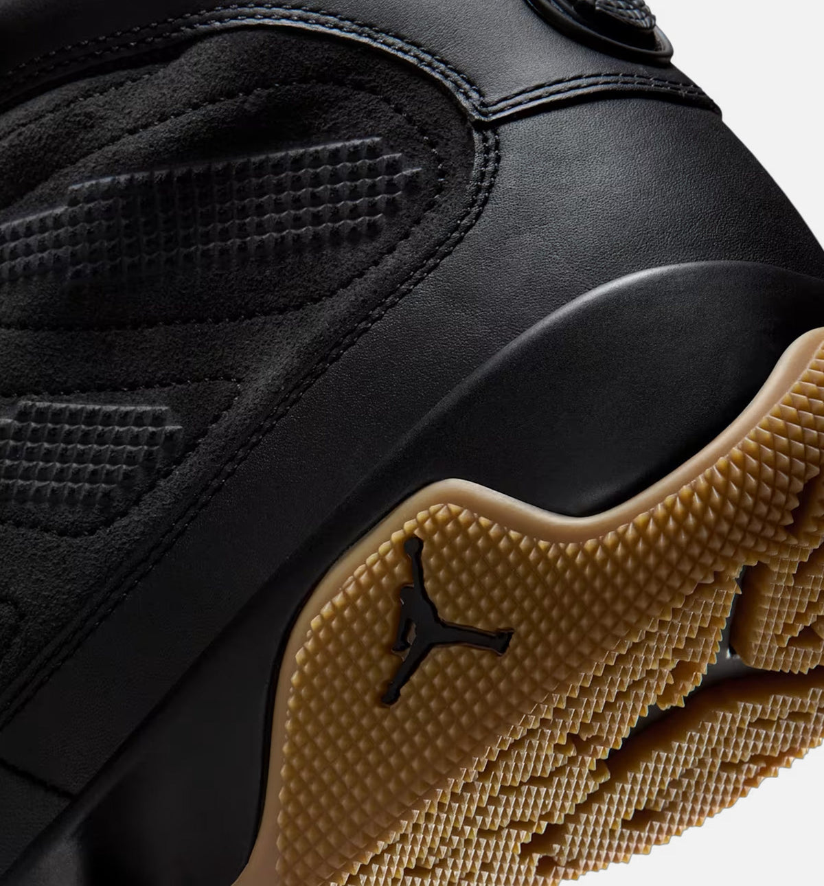 Air Jordan 9 Retro Men's Lifestyle Boots - Black / Black / Gum Light Brown