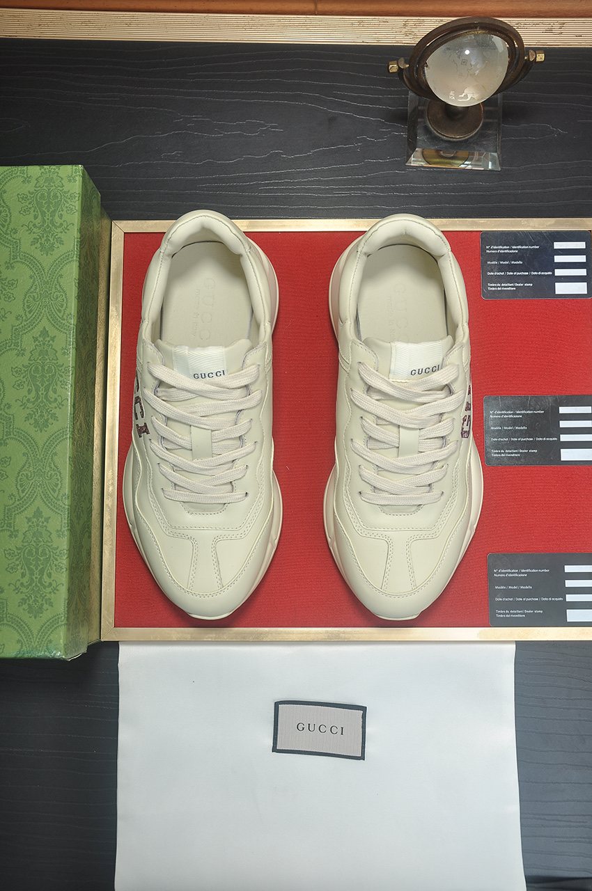 Gucci White Heart-Accent Chunky Sneakers