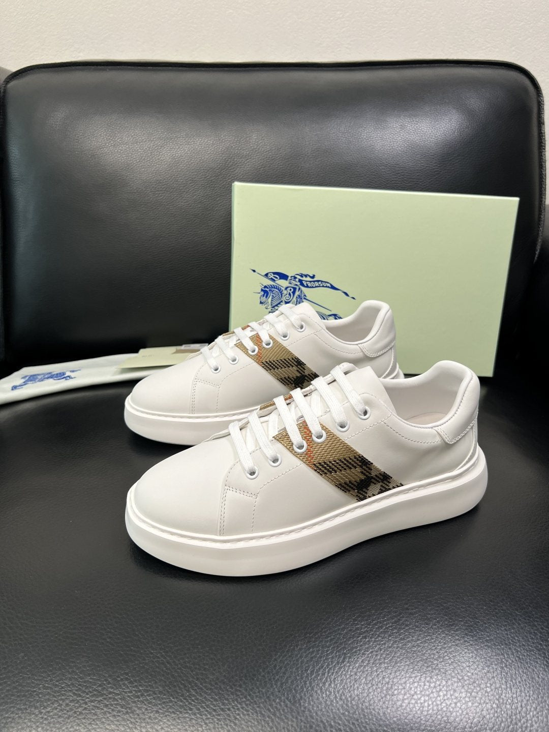BURBERRY Check-Panel Low-Top Sneakers