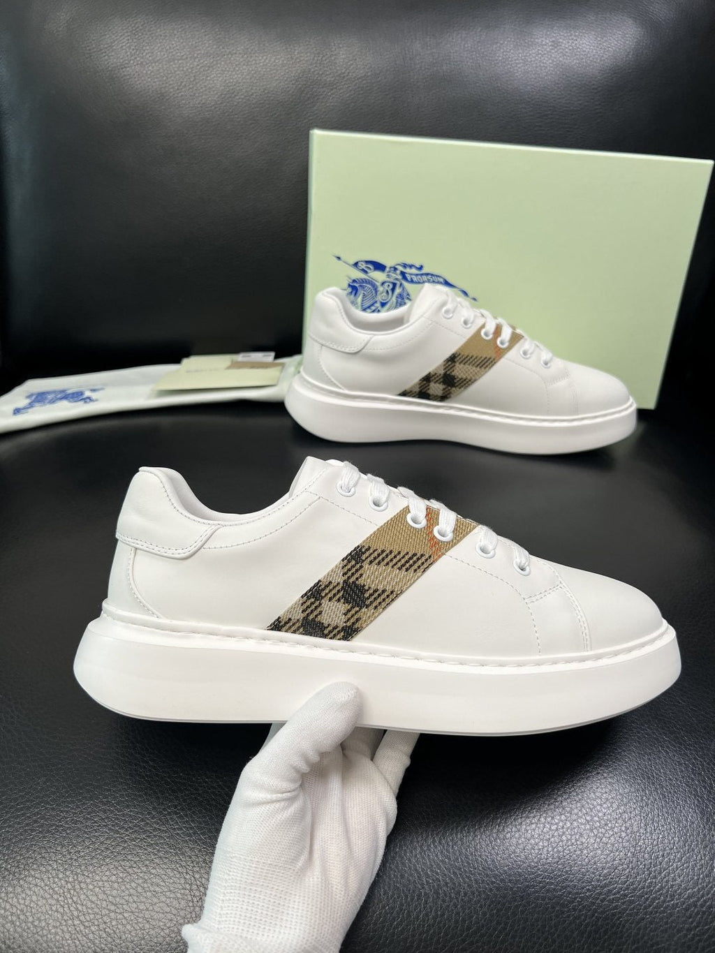 BURBERRY Check-Panel Low-Top Sneakers