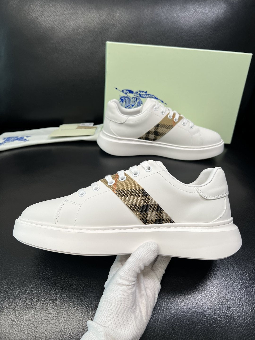 BURBERRY Check-Panel Low-Top Sneakers